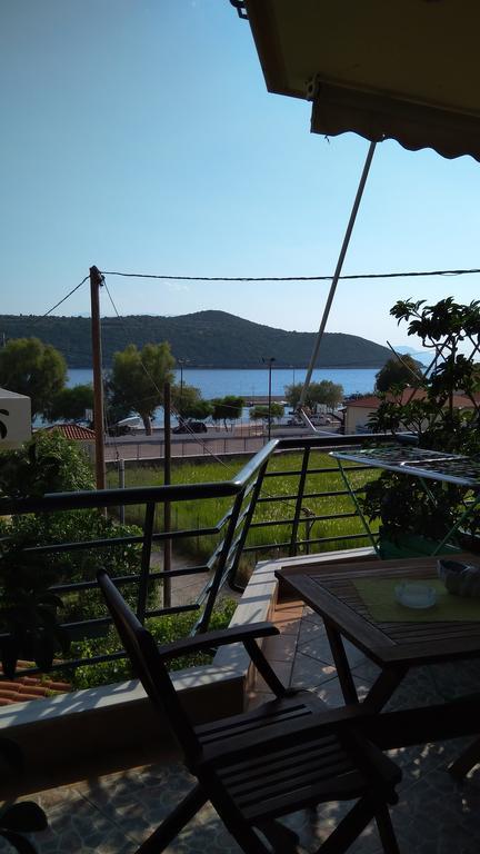 Nikolitsa Apartments Glyfada  ภายนอก รูปภาพ