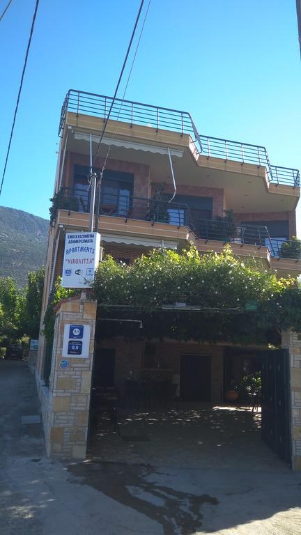 Nikolitsa Apartments Glyfada  ภายนอก รูปภาพ